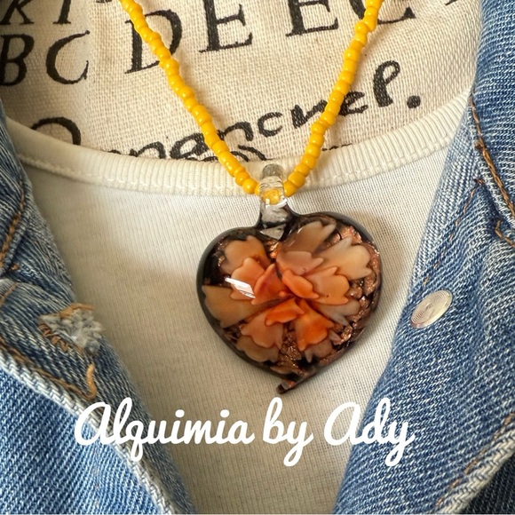 Alquimia by Ady Heart Pendant with Floral Design - Picture 4 of 4